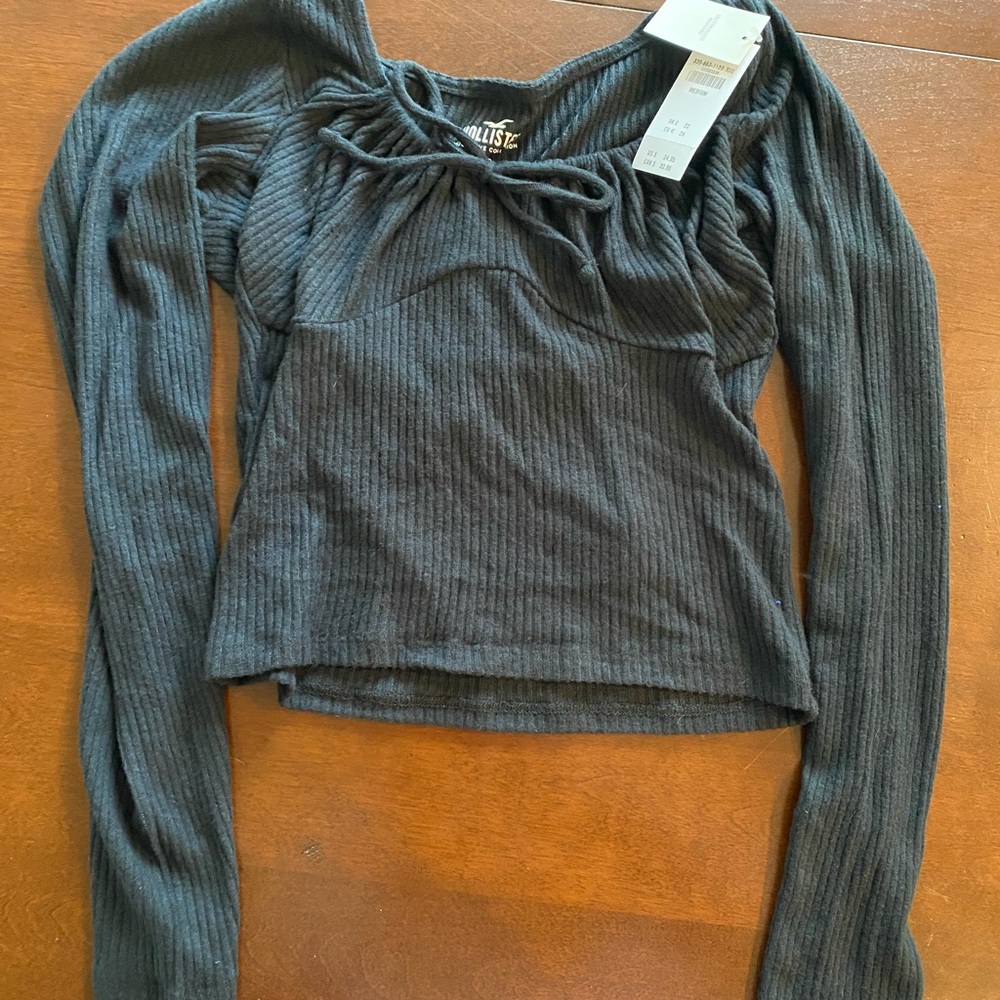 NWT Hollister Black Ribbed Women's Top